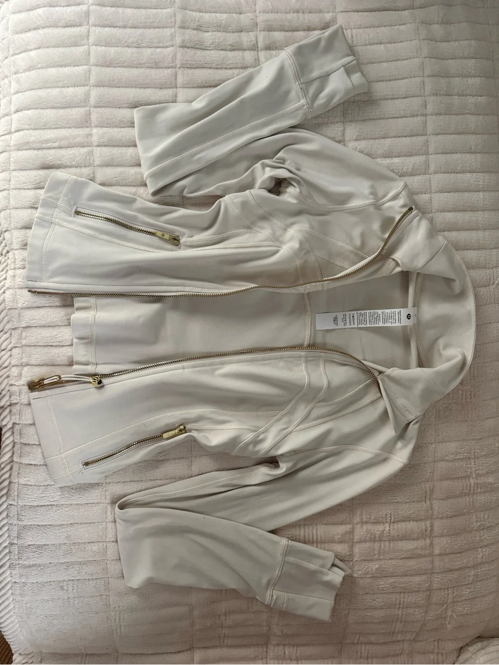 Lululemon White Ivory Cropped Define Jacket nulu with Gold Zippers
